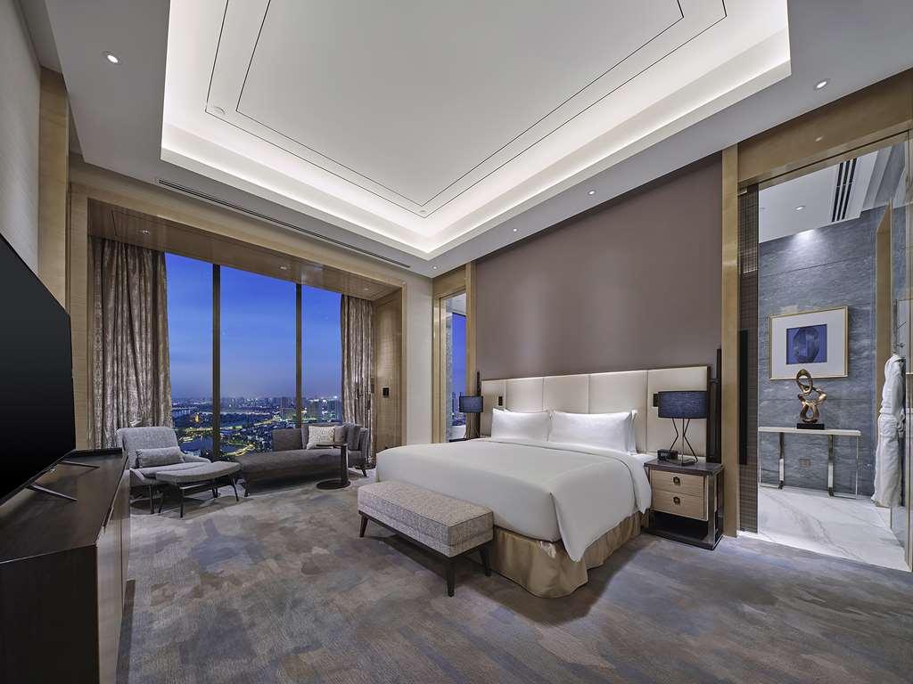 Hilton Beijing Tongzhou Hotel Стая снимка